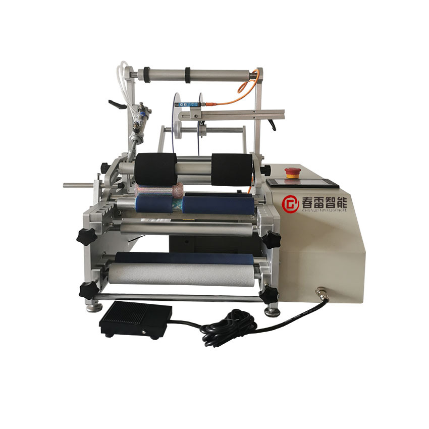 Semi - awtomatikong rice wine round bottle labeling machine